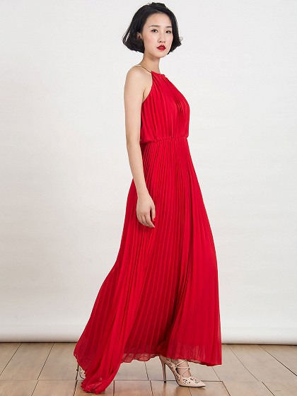 Red Halter Cut Out Sleeveless Pleated Chiffon Maxi Dress