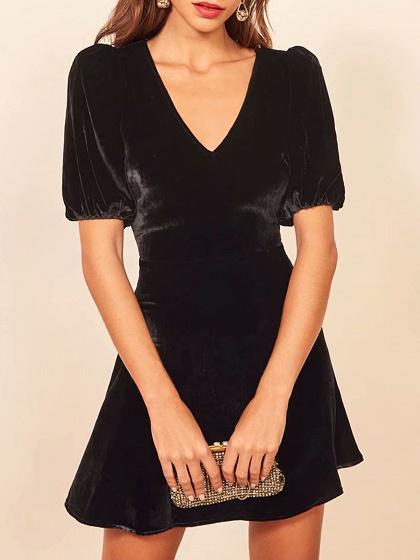 Black Velvet V-neck Puff Sleeve Mini Dress